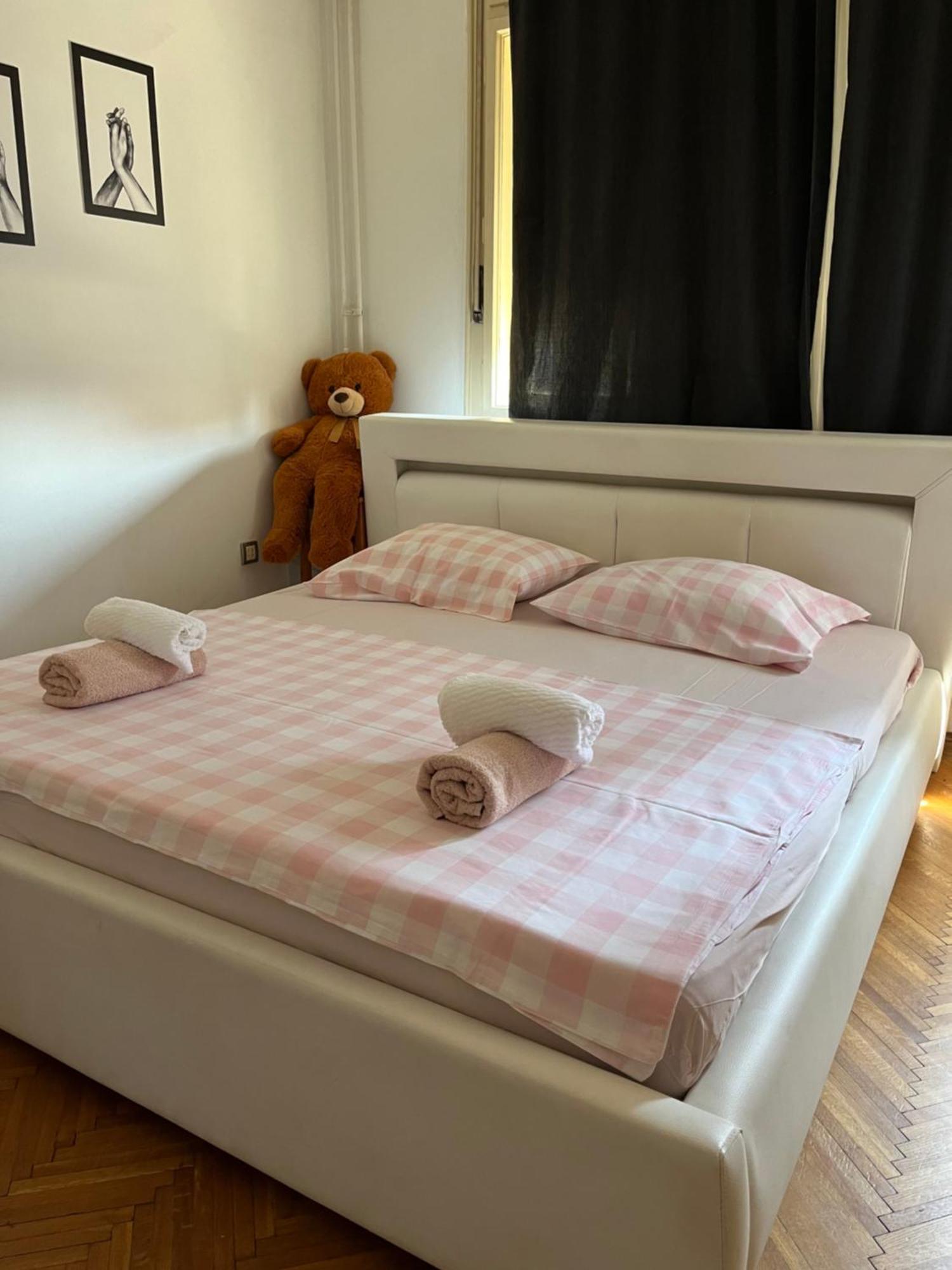 Istanbul Apartment 2 เบลเกรด ภายนอก รูปภาพ